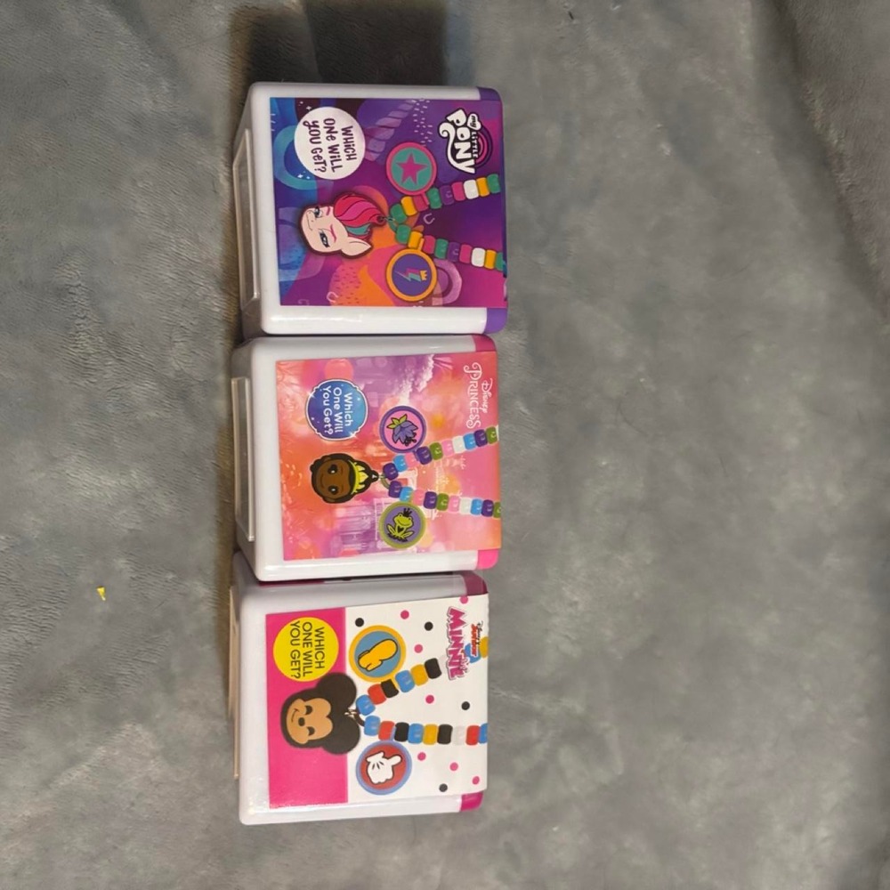 3 Disney Surprise Bracelet Packs